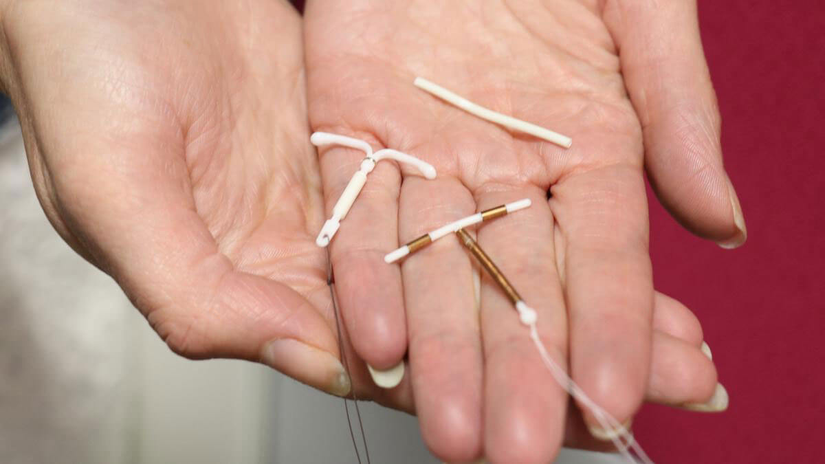 9 rzeczy, które musisz wiedzieć przed założeniem spirali antykoncepcyjnej